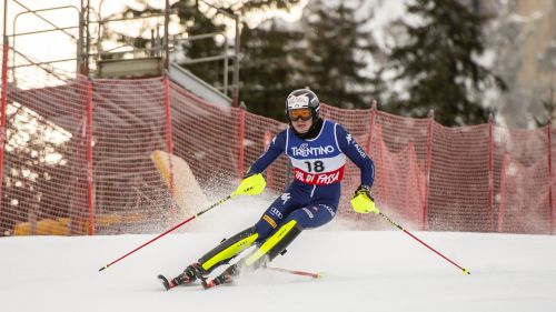 In Cortina everyone stopped, in Val di Fassa everyone ... on skis: the blue slalomists prepare for the World Championship on th
