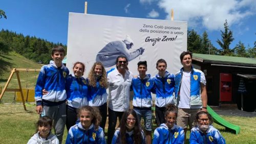 100 years of Zeno Colò: here is Alberto Tomba with the young people of the Abetone Ski Club
