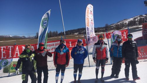 Last day of FIS races in Sestriere, Riccardo Allegrini and Maria Sole Antonini win again in slalom