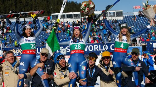 There is only Italy of wonders in Bansko. Curtoni leads the hat-trick: "I don't realize it"