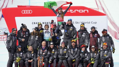 Si torna a... sciare: Brignone e Curtoni guidano le azzurre su