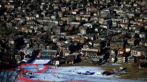 "Stelvio" perfect for the first test, but a lot of snow is expected for Monday's descent