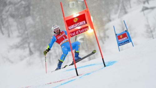 Wonderful Odermatt in the 1st heat on the "Face", then Pinturault and Zubcic. De Aliprandini 5th