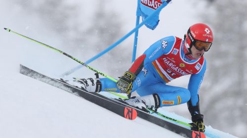Filippo Della Vite also flies in slalom: what a great success in Valmeinier's FIS (at night)