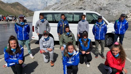 The boys of the Central Alps committee at work: the Stelvio season has started