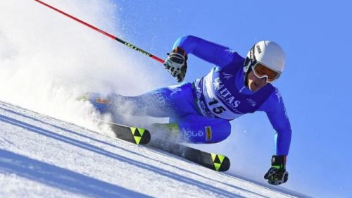 Blue and European Cup Europeans in Val Senales: working on slalom and giant