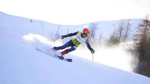 He is still super Italy at the international finals of "Pinocchio": blue poker in giant slalom
