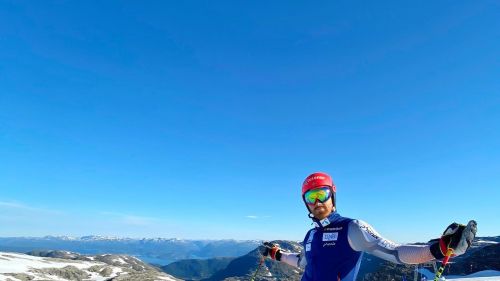 Norwegian slalomgigantists back to Fonna to work in variable conditions