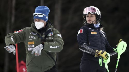 And at the end Lara Della Mea will be there: at 18.00 the 1st round of the women's slalom in Schladming