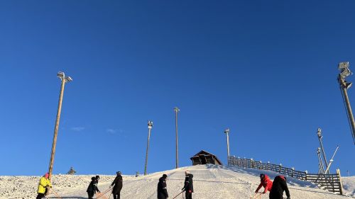 In Levi we already proceed with the barrage for training, the slalom opening on November 19-20