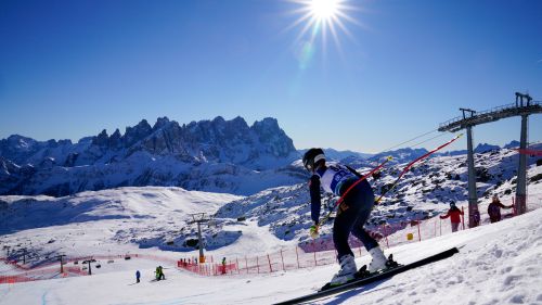 The wind stops everything in Val di Fassa: second European Cup descent postponed, super-g skips