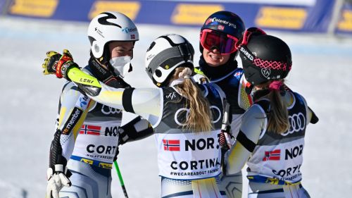 Jakobsen admits: "Right to repeat the test". And the Norway home party is ... total!
