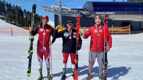 Walch mock Brennsteiner and Raschner in the Austrian giant: tomorrow the slalom, in France downhill time