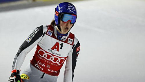 A special podium: Petra and the "daydream", Paula between joy and pain, Lara and the "first" in parallel