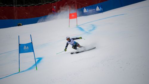 Elisa Platino is glued to Loevblom after the 1st heat in Ponte di Legno. Zenere running for the podium