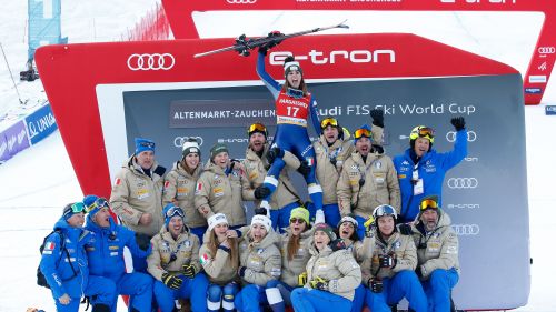 The World Cup rankings after the third downhill of the season: three blue in the first six positions