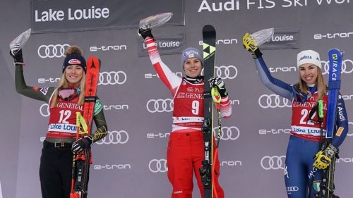 Ledecka defends the leadership downhill, followed by Schmidhofer, Suter and Shiffrin. Goggia ... must reassemble