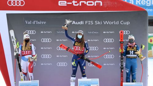 Goggia and that red breastplate found after a long time. For the overall a super-g ... crucial
