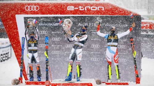 Off to the final challenge between Pinturault and Odermatt, while Noel mortgages the podium in the slalom cup