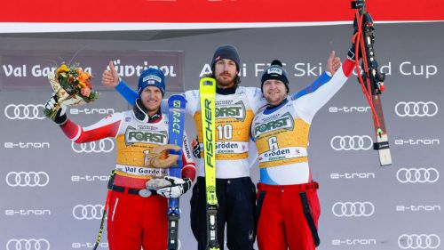 Odermatt smiles ... from the sofa, and now he can escape on the Gran Risa. Paris, the downhill cup is very open