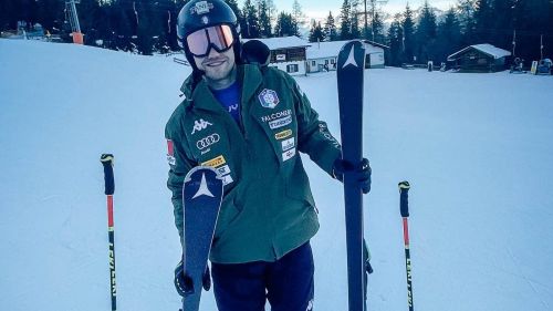 The best Christmas present for Alexander Prast: after 375 days and 8 operations, here he is on skis