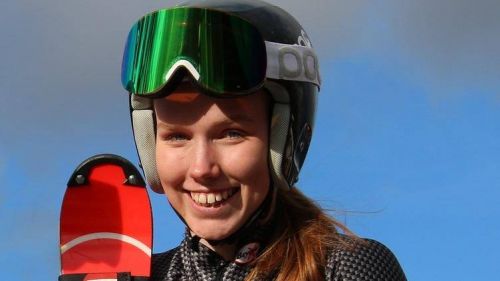 The very young Swedish Sara Rask surprises everyone in the giant of Trysil. Zenere best blue: seventh