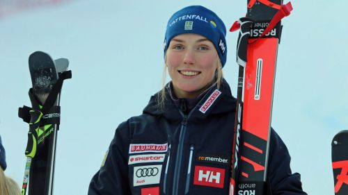 The Swedes break Austrian domination in the giant's first run: Rask commands, blue away