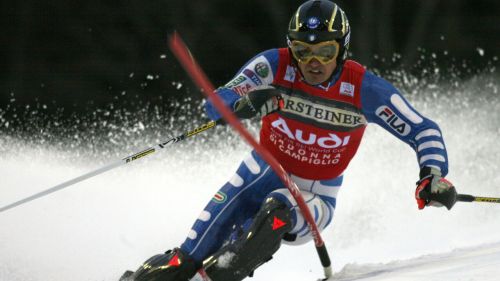 Many blues of snow at the "Festival dello Sport" in Trento, immediately the homage to 3Tre with Giorgio Rocca