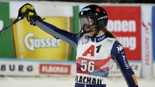 Great job for Guadagnini's blues in Saas-Fee. For Marta Rossetti "quality and quantity"
