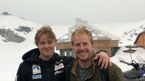 Among the messages for Ligety the splendid words of the young McGrath emerge: "That bib of yours is still in my room"