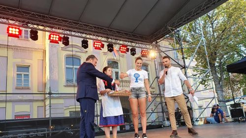 Petra Vlhova and the embrace of her people: Liptovsky Mikulas awarded her honorary citizenship