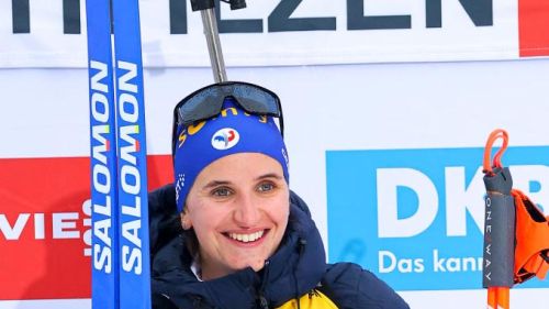 Julia Simon, la donna del momento: