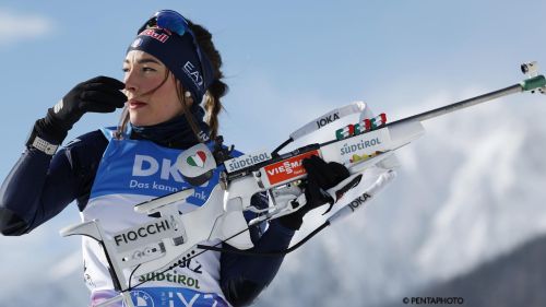 Biathlon: Lou Jeanmonnot vince la Sprint di Anterselva, Preuss si difende. Wierer ottima quarta