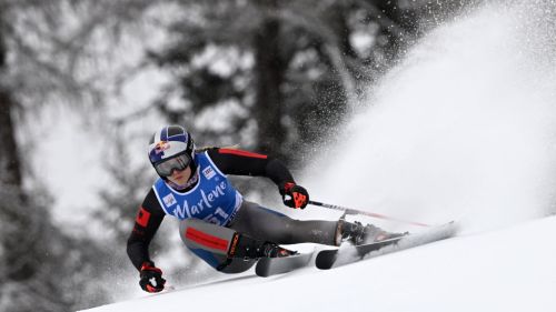 Lara Colturi sugli sci a meno di un mese da Soelden: dopo l'infortunio, ecco la ripartenza direzione CdM
