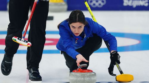 Grand Slam of Curling: inizia bene l'avventura in Canada per i team italiani con Retornaz e Constantini