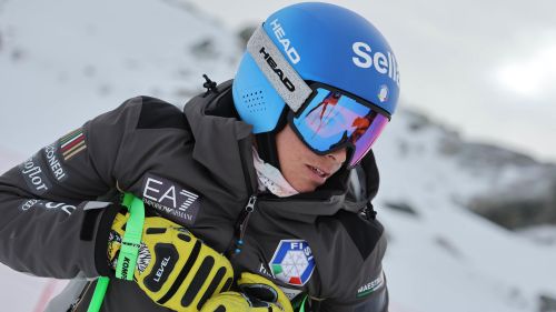 Elena Curtoni guida le azzurre in allenamento a Cervinia. In pista anche Stuhec e tante altre