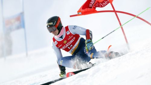 La nebbia ferma tutto a Val Cenis: annullato il 2° gigante dopo 17 discese (e l'uscita di Della Vite)