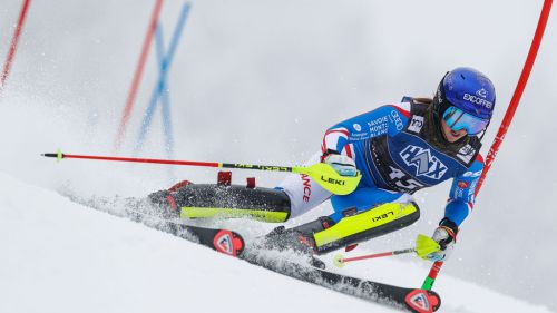 Doriane Escane torna a sorridere: è suo il primo slalom di Coppa Europa a Les Diablerets