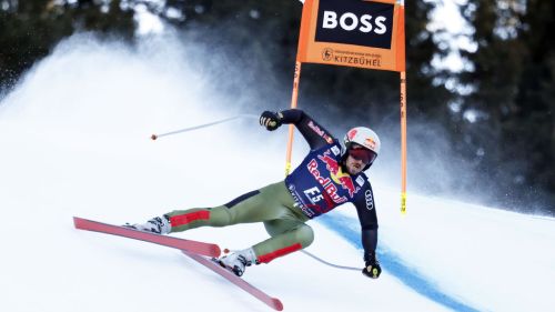 Prima tappa conclusa a Lake Tekapo, Hirscher diretto verso Coronet Peak. E papà Ferdinand...