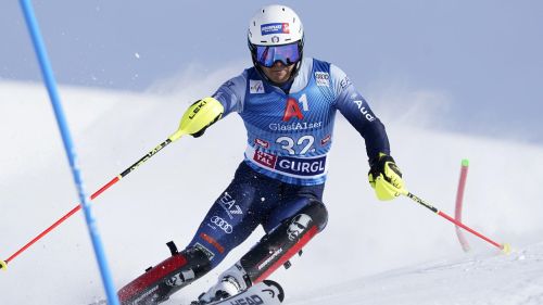 Nel caos di Gurgl (con protesta ambientalista) trionfano Feller e l'Austria. Kastlunger centra la top 15