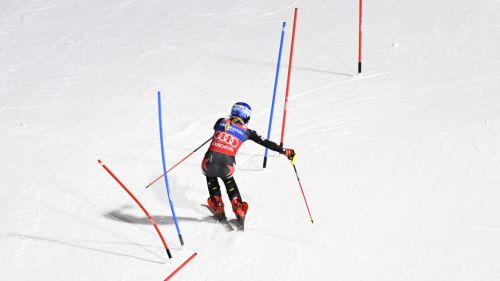 C'è solo Shiffrin a Lienz: 1^ manche celestiale di Mikaela pure in slalom, Vlhova è lontanissima