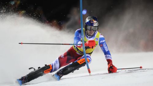 Noel da campione nella 1^ manche della 3Tre: Vinatzer illude, poi cede tanto dal muro all'arrivo