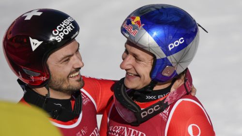 Odermatt lavora a Ushuaia con Meillard e Gino Caviezel: la serie record in gigante proseguirà a Soelden?