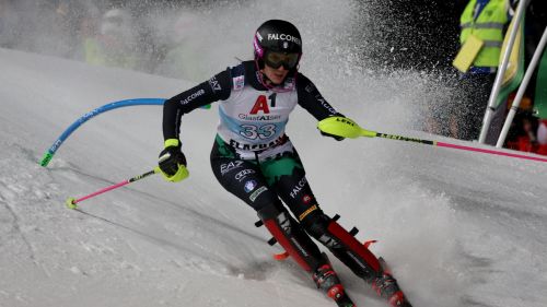 Le ragazze delle discipline tecniche subito a Les Deux Alpes: dieci giorni in pista per Peterlini & Co.