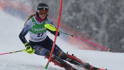 Martina Peterlini si prende il primo slalom di SAC a Cerro Castor: fuori Rossetti, rientro con podio per Danioth