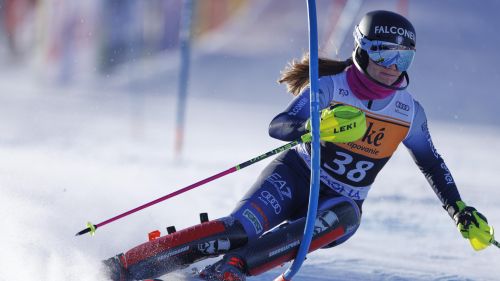 In Val di Fassa lavorano le azzurre dello slalom: Peterlini e Rossetti sulla 