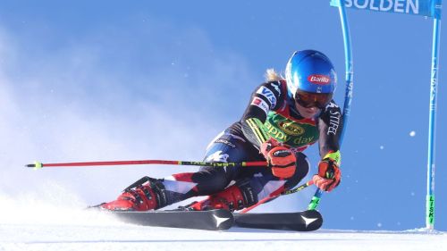 A Levi è già sfida in allenamento: Shiffrin e Vlhova, l'opening di slalom è... sei a cinque!