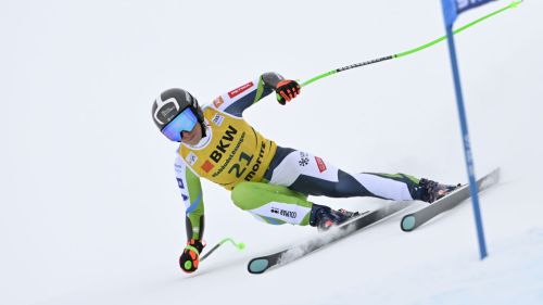 Stuhec davanti in Val d'Isère nell'unica prova, Goggia (influenzata) paga oltre un secondo nel tratto di scorrimento