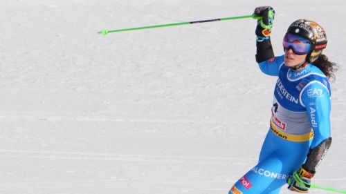 Brignone è sempre immensa e tiene in piedi l'Italia a Sestriere: 