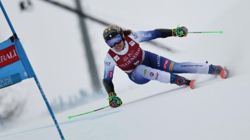 E' una Brignone incontenibile! Bis da leggenda a Sestriere ed è trionfo totale con Goggia quarta